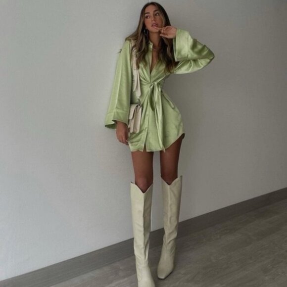 New Song of Style Marta Pistachio Green Mini Dress Wrap XS Revolve Satin - Picture 2 of 14